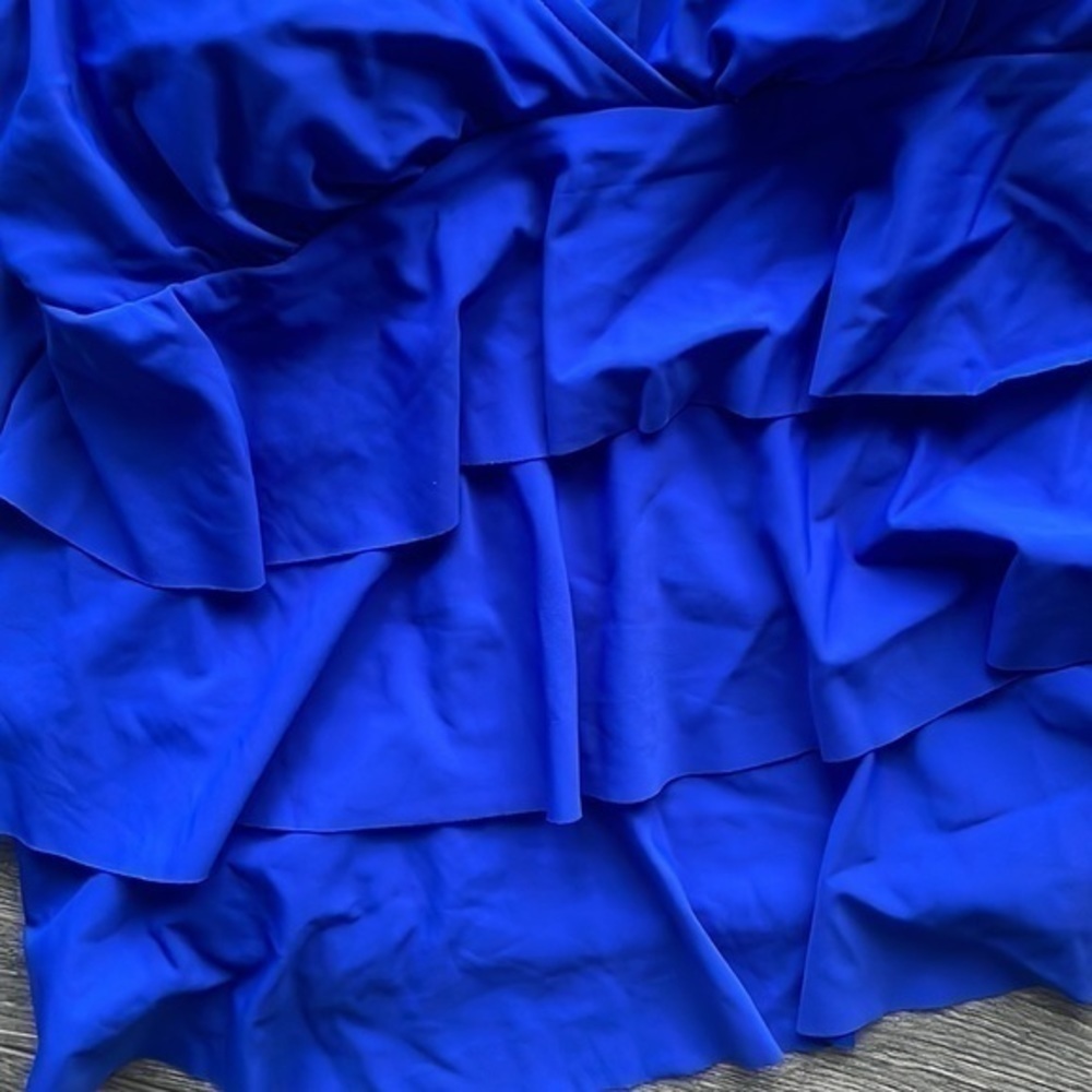 MagicSuit Swim top size 12 Blue ruffled - Picture 3 of 7